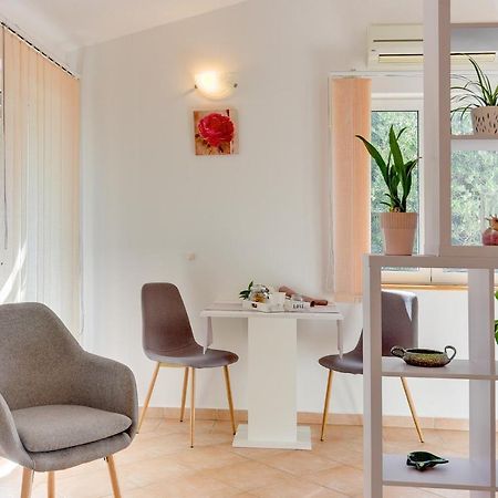 Holiday Home Batel プーラ エクステリア 写真